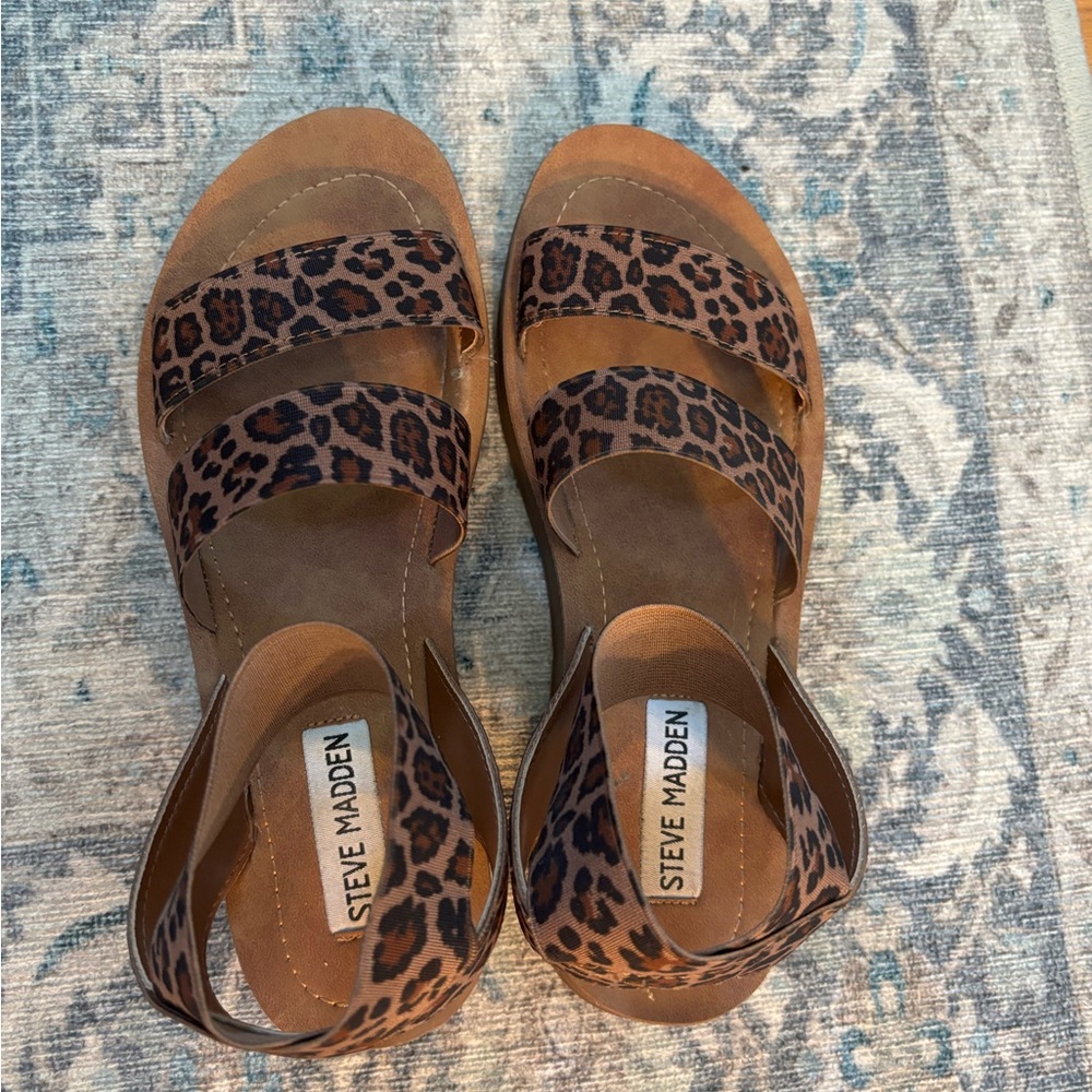 Steve Madden Brown Leopard Sandals